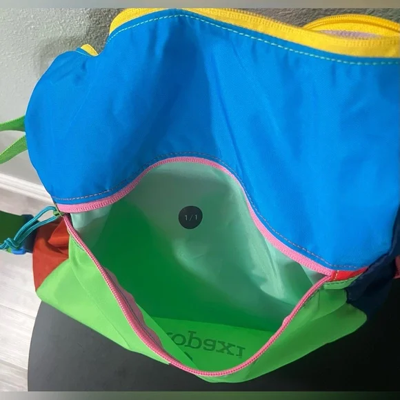 Cotopaxi Multicolor Taal Convertible Del Dia Tote Bag 16L - Picture 13 of 13